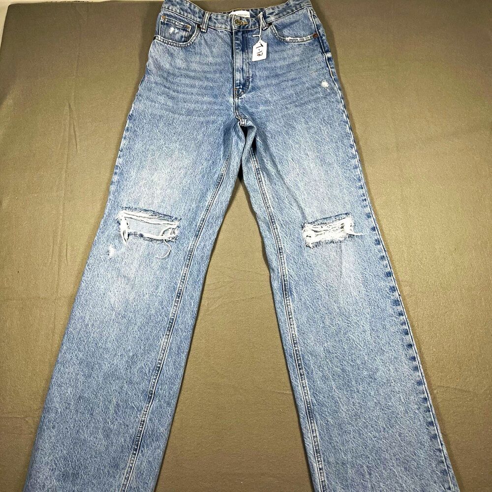 ZARA Women’s Light Wash Blue Straight Jeans Size 6 High Rise Distressed 5-Pocket